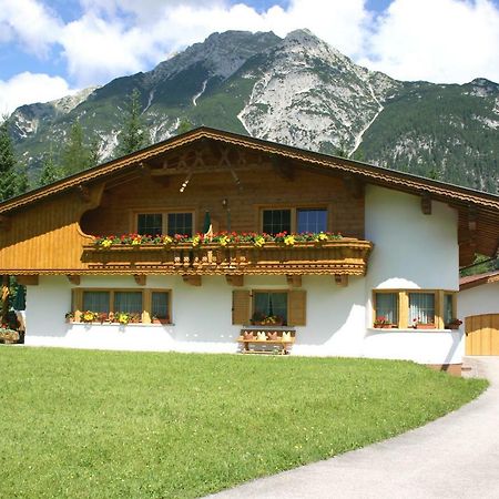 Haus Schiefer Appartement Leutasch Buitenkant foto