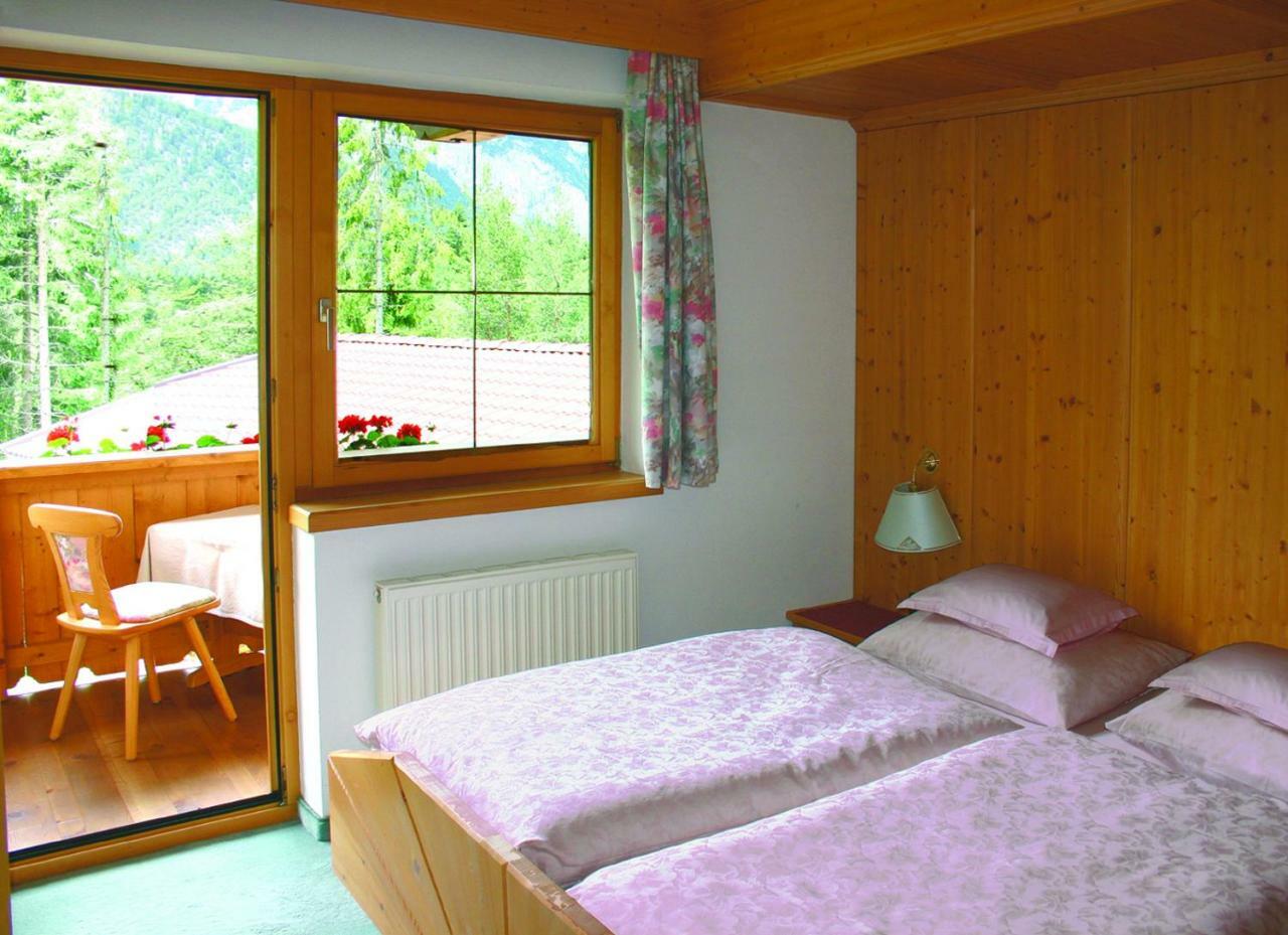 Haus Schiefer Appartement Leutasch Buitenkant foto